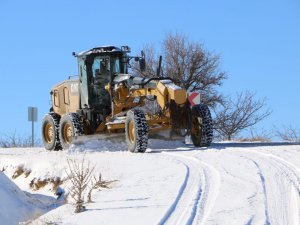 Elazığ'da 17 köy yolu ulaşıma açıldı