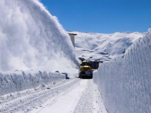 Bitlis’te kardan tüneller dönemi