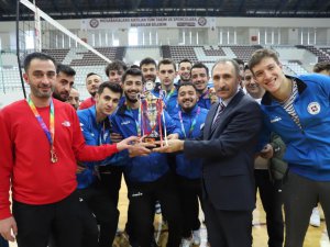 Üniversiteler Voleybol 1. Lig Grup Birinciliği Müsabakaları sona erdi