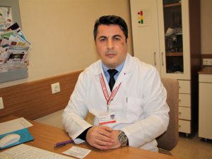 Gastroenteroloji Uzmanı Doç. Dr. Doğan: "Ramazan ayında mide şikayetleri artmaktadır"