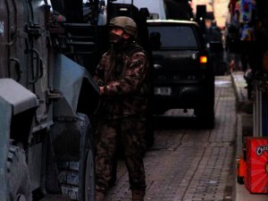 Diyarbakır ve Dersim’de operasyon