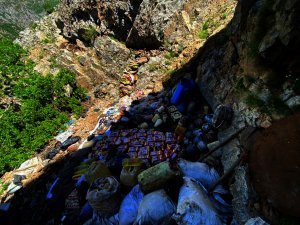 5 ton yaşam malzemesi ele geçirildi