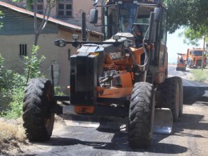 Çemişgezek’te asfaltlama çalışması