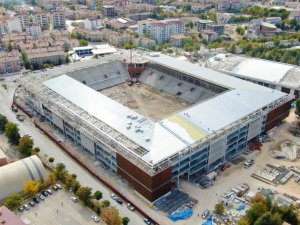 Elazığ Stadyumu'nda çalışmalar yeniden başladı