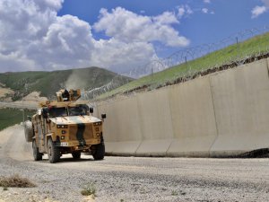 Kamera ve sismik sensörlerle denetlenen İran sınırında kuş uçurtulmuyor