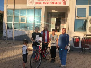 Sosyal Hizmet Merkezi, başarılı öğrencileri ödüllendiriyor