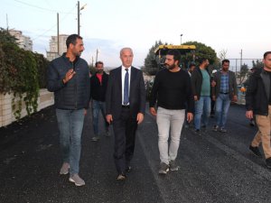 Başkan Akman: “Hedeflediğimiz yolları tek tek asfaltlıyoruz”