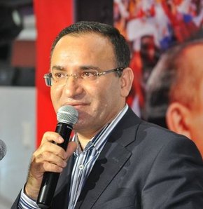 Bozdağ'dan Deniz Feneri savcıları hakkında açıklama