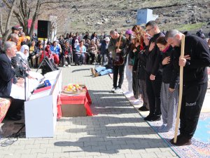 Düzgün Baba’da, Birlik Cemi yürütüldü