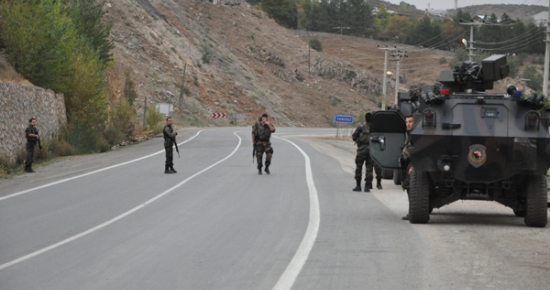 Tunceli'de Özel Harekât Kontrol Noktasına taciz ateşi