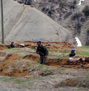 PKK'nın en büyük sığınağı ele geçirildi! GALERİ