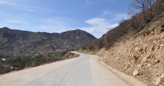 Pülümür’de Beton Yol Tamamlandı