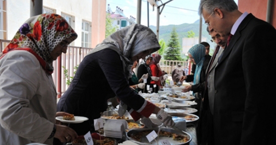 İl Müftülüğü Gıda Kermesi Düzenledi