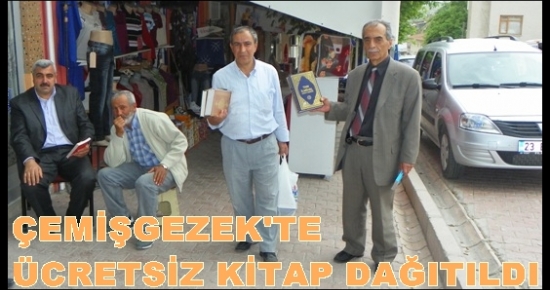 Çemişgezek’te Ücretsiz Kitap Dağıtıldı