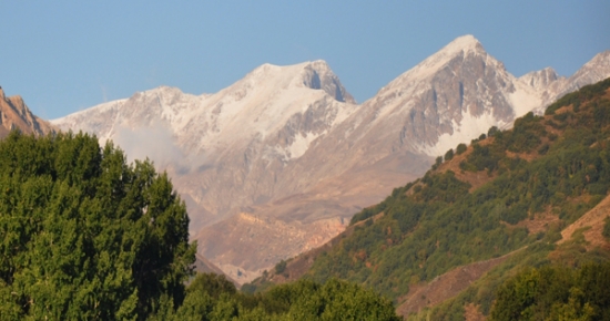 Tunceli dağlarına yılın ilk karı yağdı