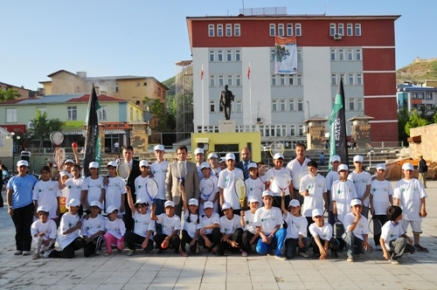 Sokak Tenisi Tunceli'de büyük ilgi gördü