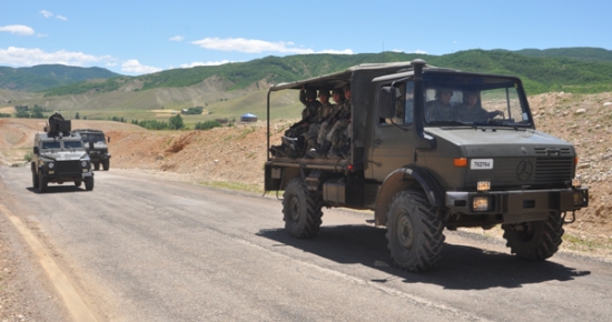 TUNCELİ'DE ŞİDDETLİ ÇATIŞMA