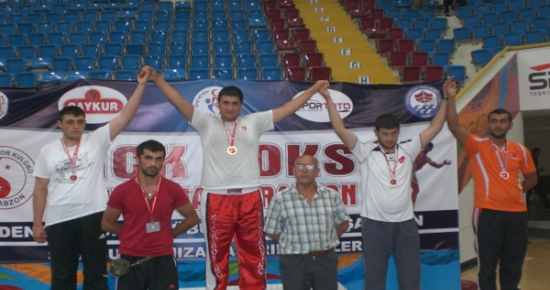 Kick-Boks’ta Türkiye Şampiyonu