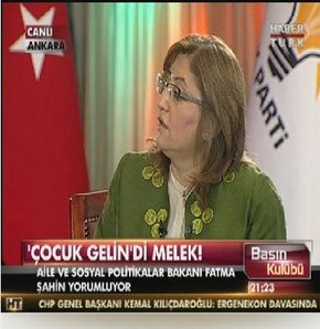 Bakan Fatma Şahin Basın Kulübü'nde