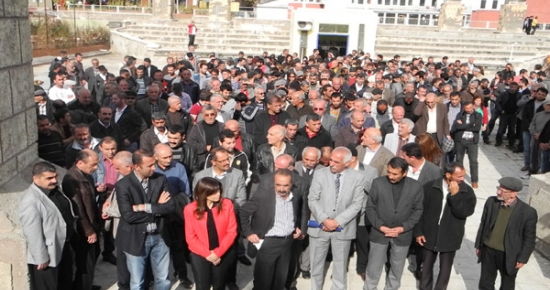 Tunceli’de çadırın kaldırılması protesto edildi