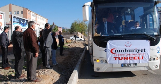 Tuncelili 40 Öğrenci Çanakkale'ye gitti