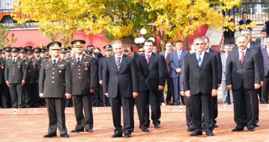 TUNCELİ’DE 10 KASIM ANMASI