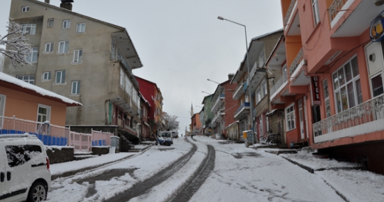 Pülümür'de Kar Yağışı