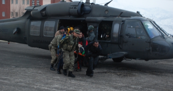 Tunceli'de Yaralı Kurtarma Operasyonu