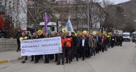 BES üyelerinden yürüyüşlü protesto