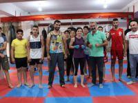 Başkan Maçoğlu’ndan Dersim Kick Box’a ziyaret