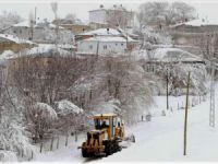 Van'da 94 yerleşim yerinin yolu ulaşıma kapandı