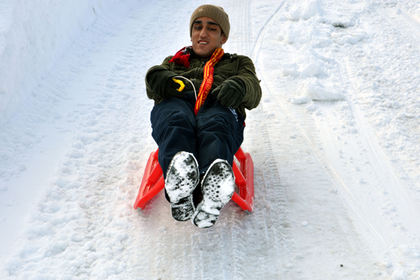 dersim’de-engelli-cocuklarin-kayak-keyfi-(1).jpg